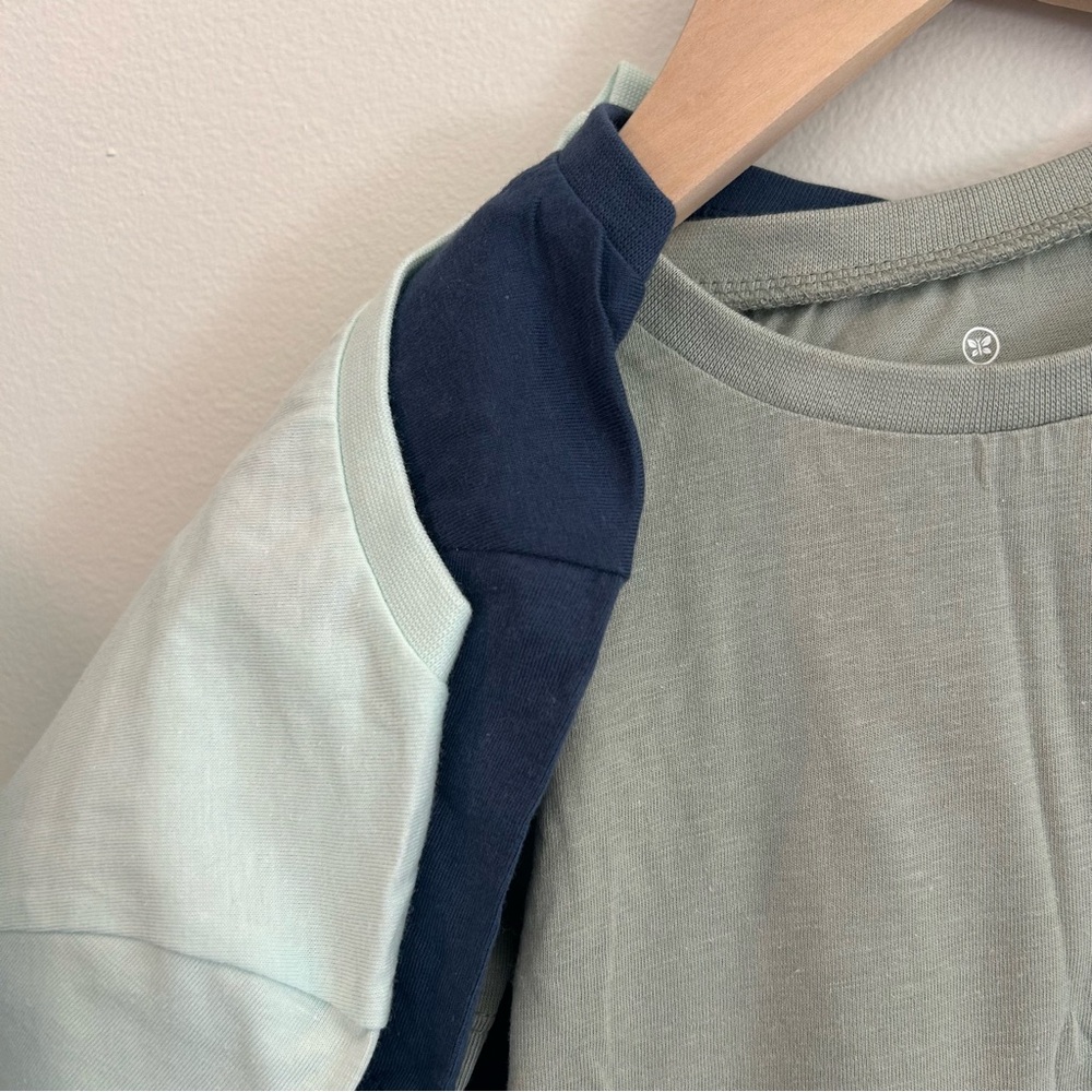 NWOT 3-pack blue Honest Baby T-shirts